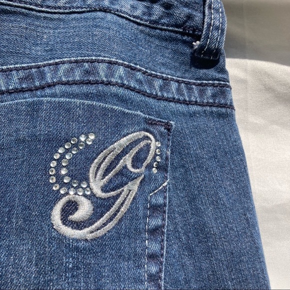 Guess Jeans Mid Rise Straight Leg Boot Leg, Size 34 - Picture 5 of 7